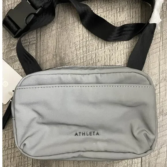 Athleta‎ Crossbody Belt Bag Grey Silver Fanny Pack Waist Bag - Picture 2 of 6